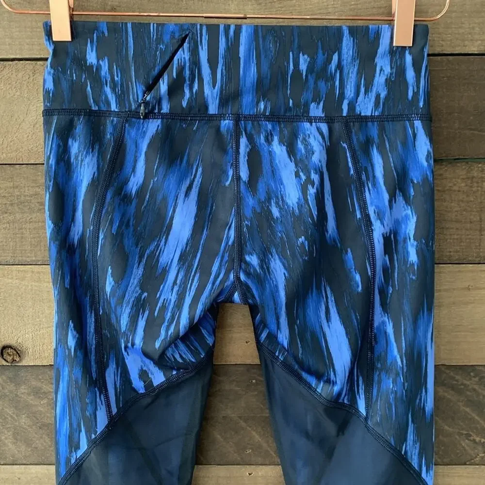 Lululemon Pace Rival Crop *Full-On Luxtreme Painted Animal Sprinkler Black